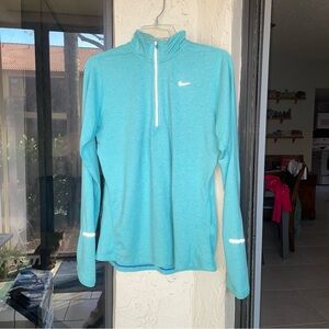 NIKE DRI-FIT  Long Sleeve Top with Thumb-Holds & Quarter Zipper Size M